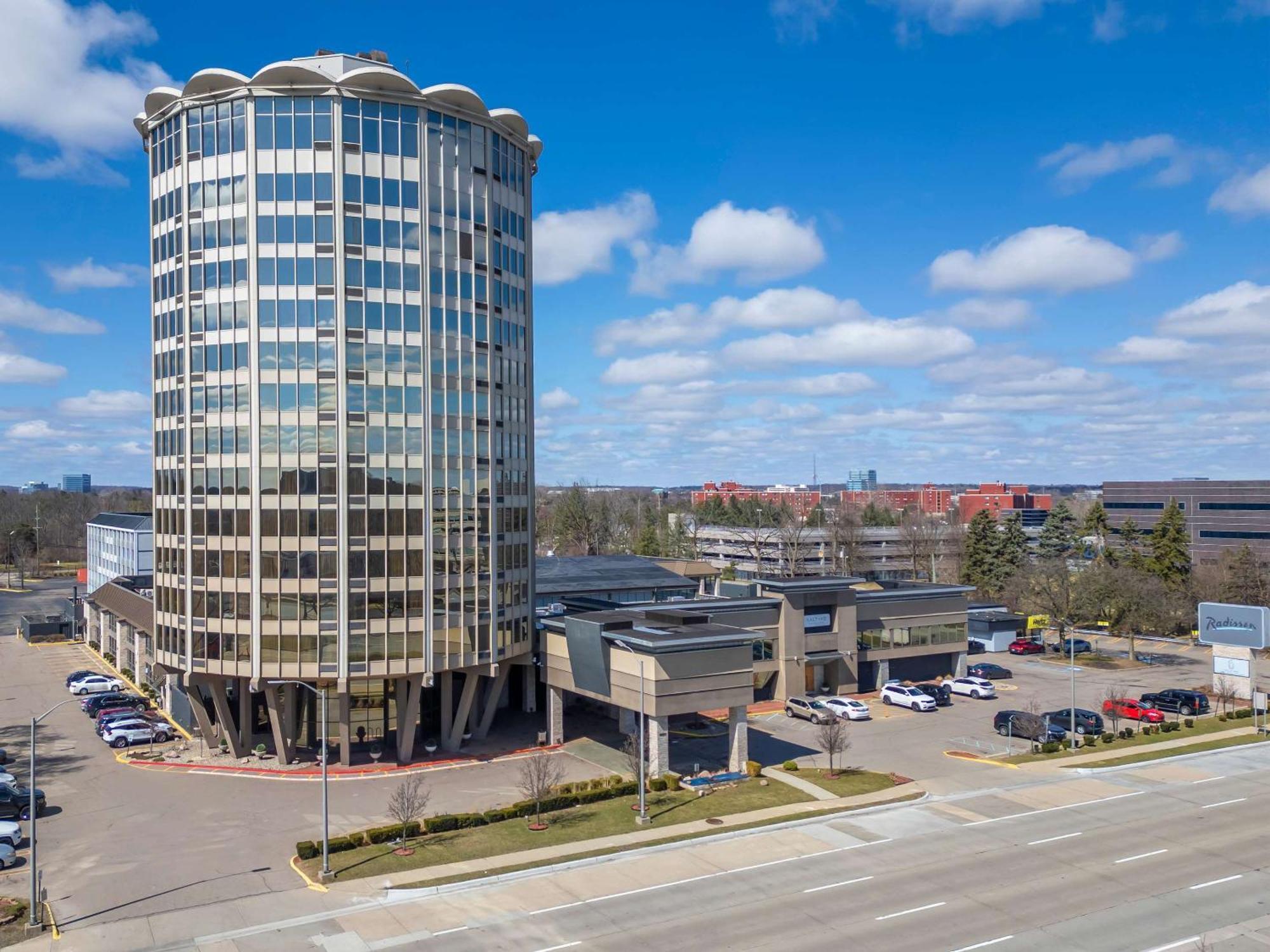 Radisson Hotel Southfield-Detroit Exteriör bild
